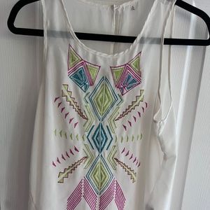 💚2/ $10 Bundle! Boutique sheer tank top